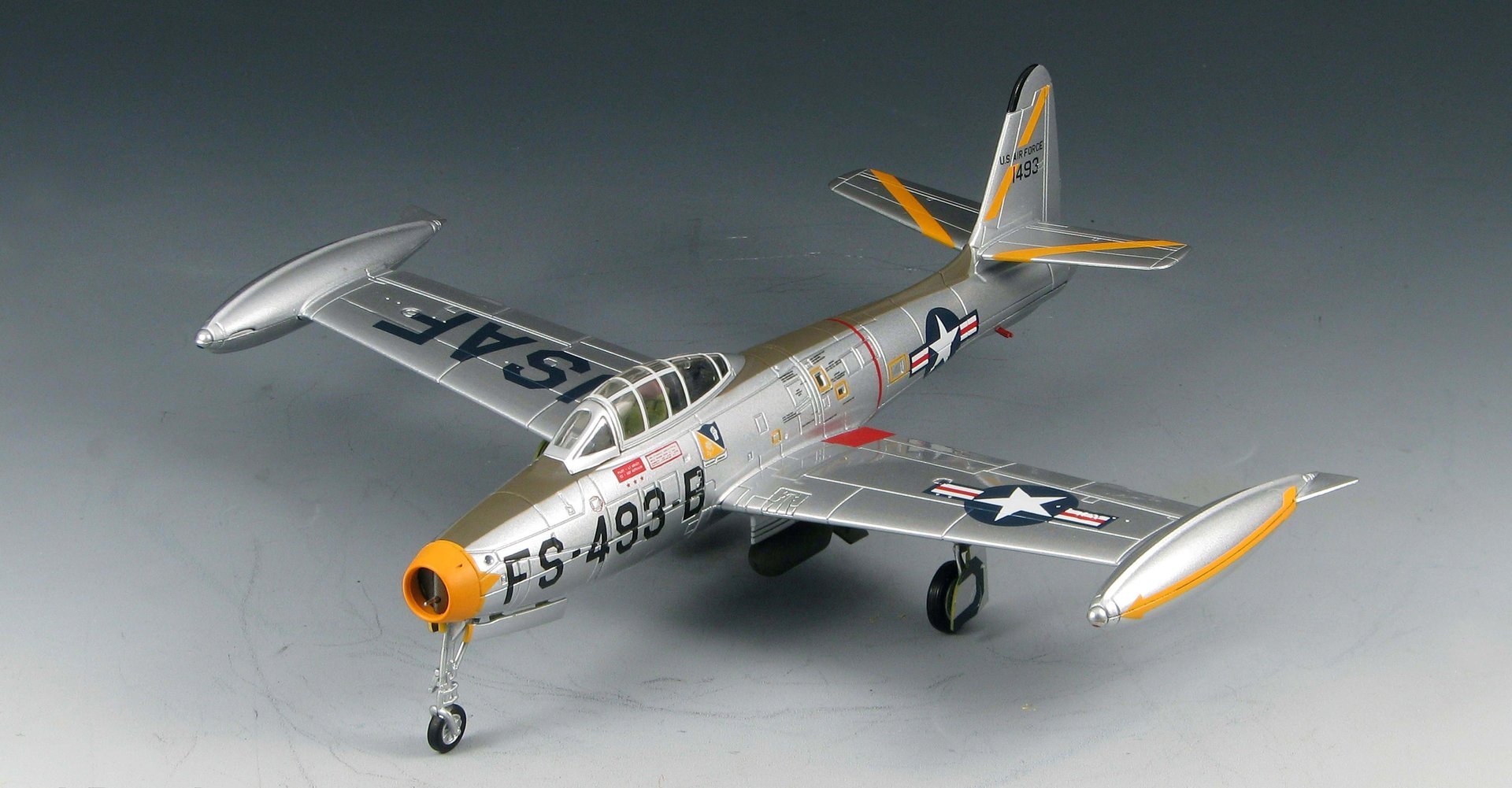 SM 6001 - F-84E Thunderjet